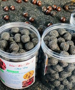 Viên hà thủ ô đỏ mật ong rừng tẩm mè đen (vừng) loại từ hà thủ ô đỏ chế đỗ đen, mật ong khoái rừng Tây Bắc