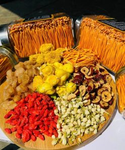 (Hộp 20 gói) Trà Đông trùng hạ thảo sấy khô thăng hoa thất vị mix 7 vị long nhãn, kỷ tử, táo đỏ, hoa cúc vàng, cỏ ngọt
