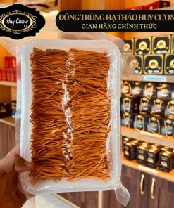 Nấm Đông trùng hạ thảo sấy khô thăng hoa Huy Cương, sợi đẹp khay (100g). Đông trùng hạ thảo ngâm rượu, mật ong, pha trà